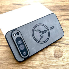 טען תמונה למציג הגלריה, Faux Leather MagSafe Google Pixel Case