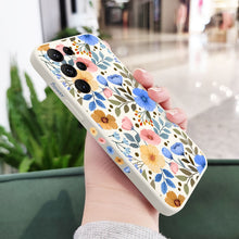 Load image into Gallery viewer, Liquid Silicone Floral Flower Pattern Case For Samsung Galaxy