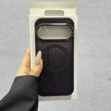 تحميل الصورة في عارض المعرض، Honeycomb Cooling Magnetic Google Pixel Case