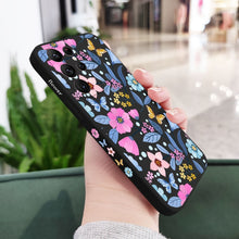 Load image into Gallery viewer, Liquid Silicone Floral Flower Pattern Case For Samsung Galaxy