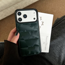 تحميل الصورة في عارض المعرض، Camo 3D Puffer iPhone Case