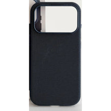 تحميل الصورة في عارض المعرض، Luxury Woven MagSafe iPhone Case